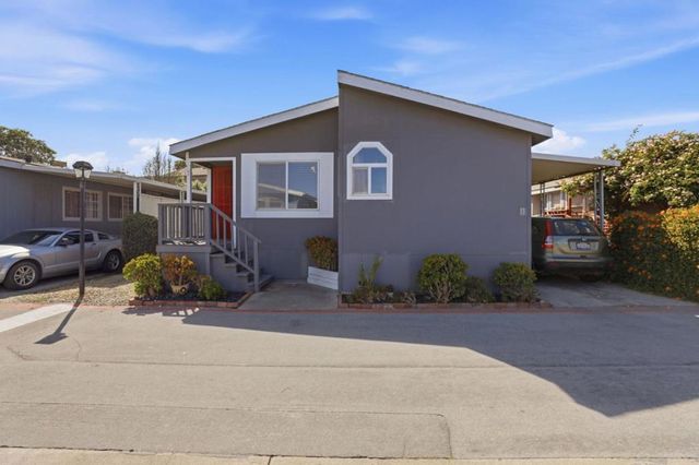 20 Russell Road, Salinas, CA 93906