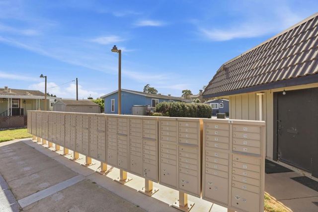 20 Russell Road, Salinas, CA 93906