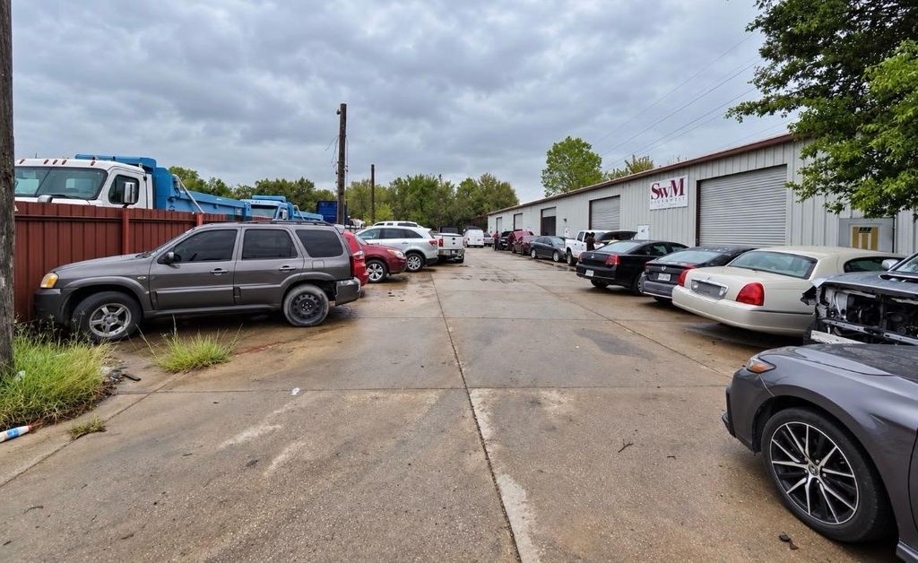2319 Cartwright Street, Dallas, TX 75212 — exterior