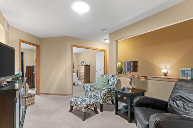 12437 Flanders Court NE B, Blaine, MN 55449