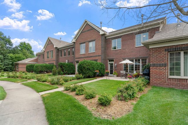 12437 Flanders Court NE B, Blaine, MN 55449