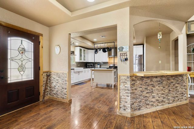 426 Pr 1512, Bandera, TX 78003