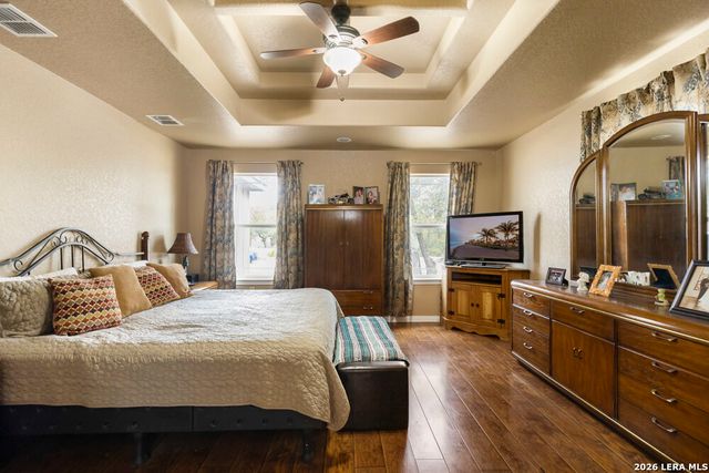 426 Pr 1512, Bandera, TX 78003