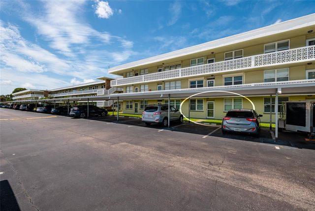 4890 BAY STREET NE 128, St Petersburg, FL 33703