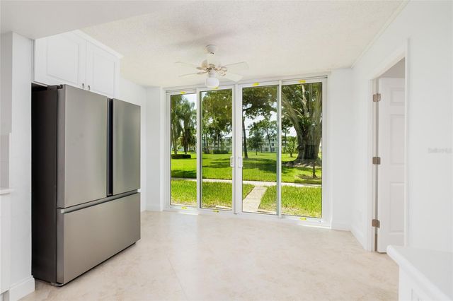 4890 BAY STREET NE 128, St Petersburg, FL 33703