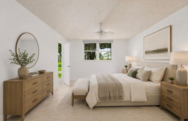 4890 BAY STREET NE 128, St Petersburg, FL 33703