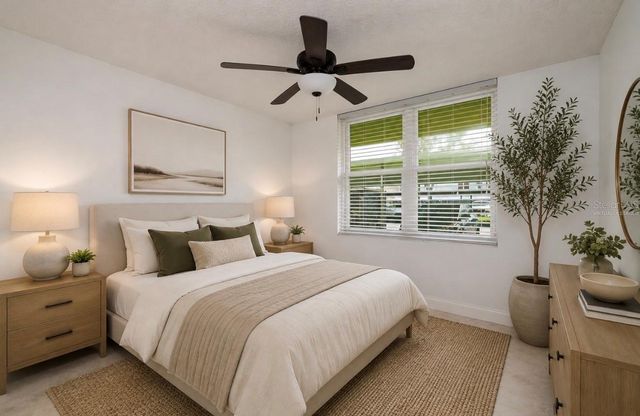 4890 BAY STREET NE 128, St Petersburg, FL 33703