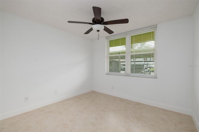 4890 BAY STREET NE 128, St Petersburg, FL 33703