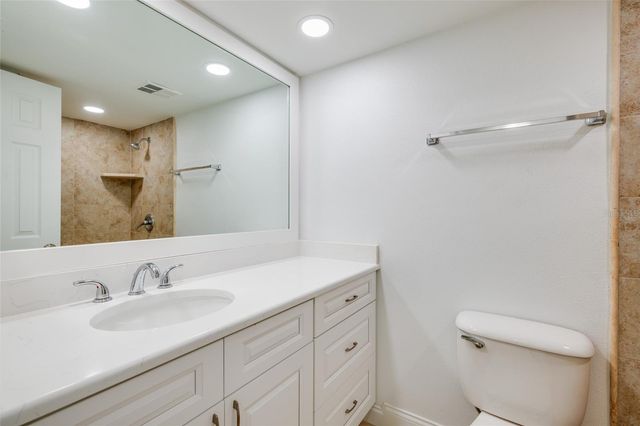 4890 BAY STREET NE 128, St Petersburg, FL 33703