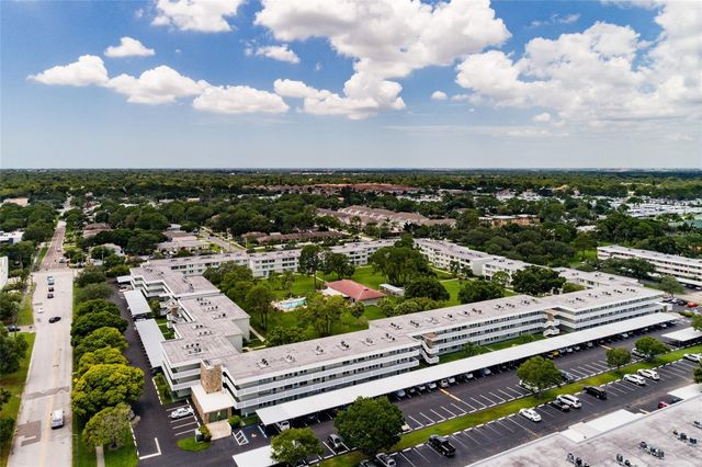 4890 BAY STREET NE 128, St Petersburg, FL 33703