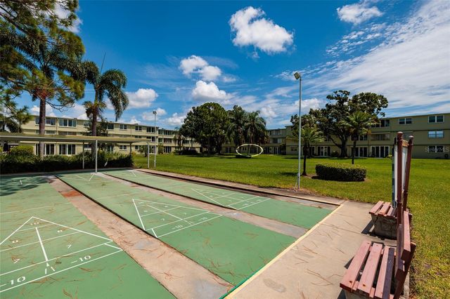 4890 BAY STREET NE 128, St Petersburg, FL 33703