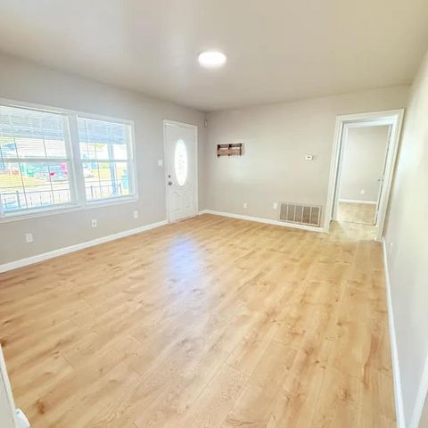 4004 SE 25th Street, Oklahoma City, OK 73115