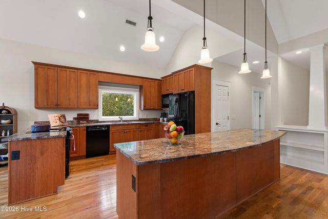 3620 Gleneagle Drive, Southport, NC 28461