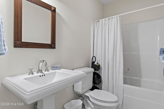 3620 Gleneagle Drive, Southport, NC 28461
