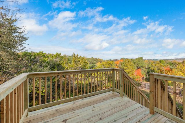 6910 Rifle BND B, Austin, TX 78736