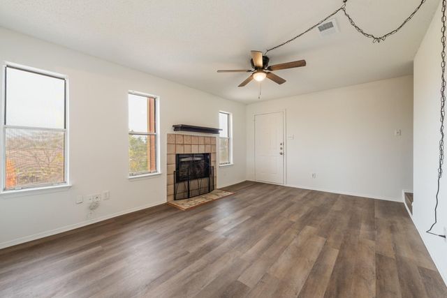 6910 Rifle BND B, Austin, TX 78736