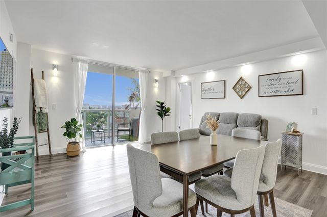 13499 Biscayne Blvd 610, North Miami, FL 33181