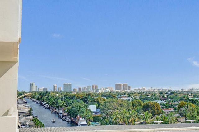 13499 Biscayne Blvd 610, North Miami, FL 33181