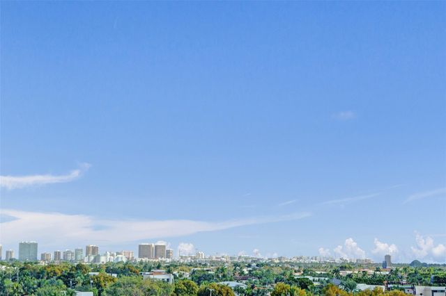 13499 Biscayne Blvd 610, North Miami, FL 33181