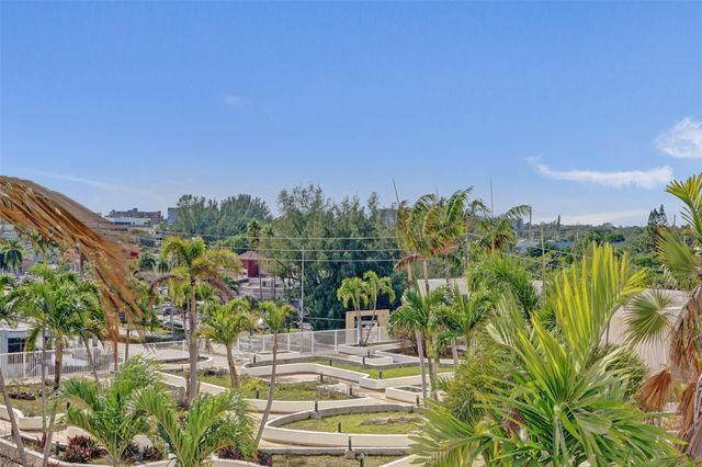 13499 Biscayne Blvd 610, North Miami, FL 33181