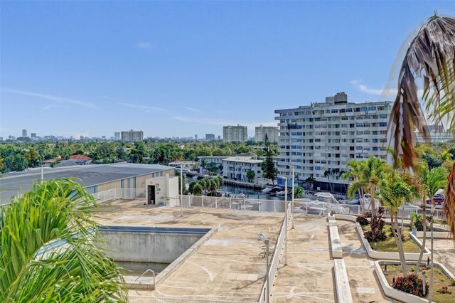 13499 Biscayne Blvd 610, North Miami, FL 33181