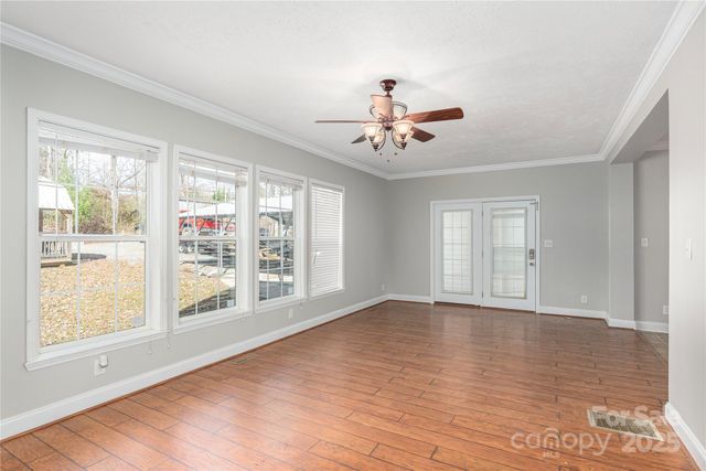 236 Pole Miller Extension, Brevard, NC 28712