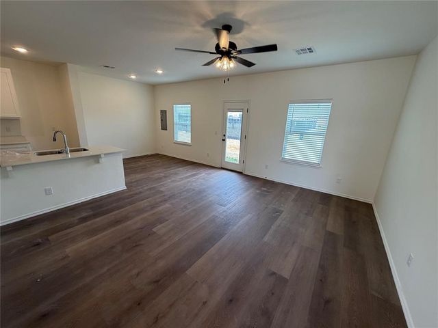 301 Aaran Way, Yukon, OK 73099