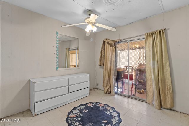 3300 15th St W 217, Rosamond, CA 93560