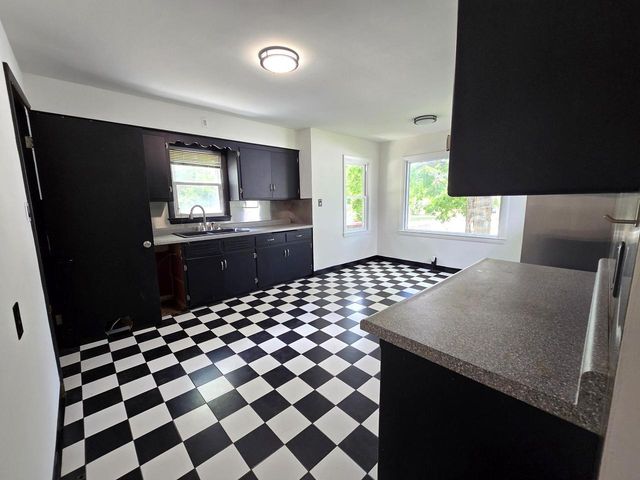 3401 N 86th STREET, Milwaukee, WI 53222