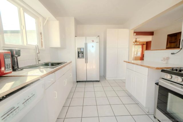 2361 Calle Tortuosa, San Diego, CA 92139