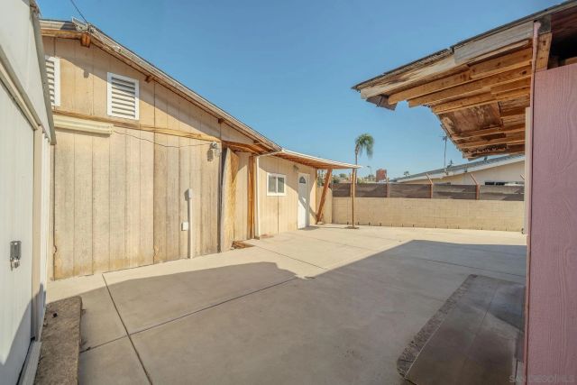 2361 Calle Tortuosa, San Diego, CA 92139