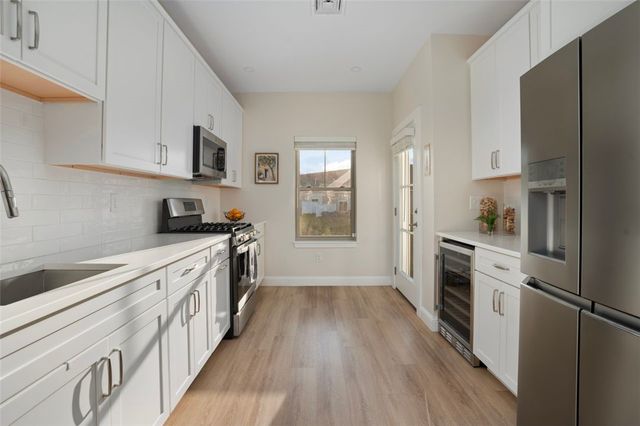 12 West Valley Circle, West Warwick, RI 02893