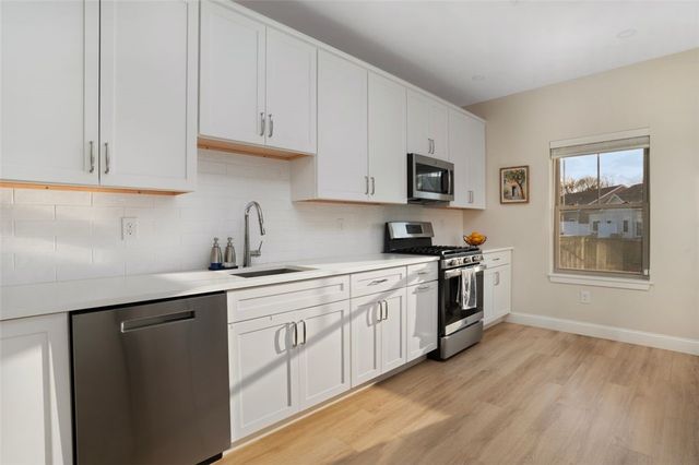 12 West Valley Circle, West Warwick, RI 02893