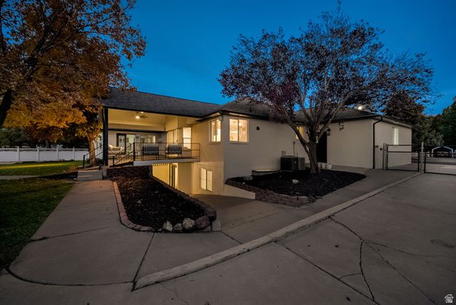 11324 S TRENT DR, South Jordan, UT 84095