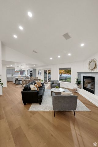 11324 S TRENT DR, South Jordan, UT 84095