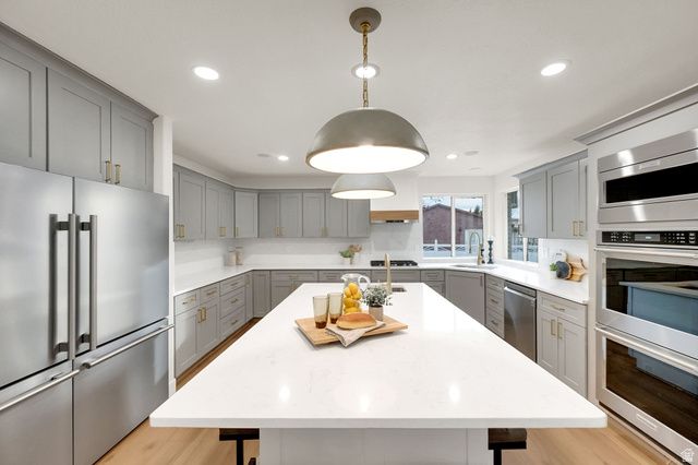 11324 S TRENT DR, South Jordan, UT 84095