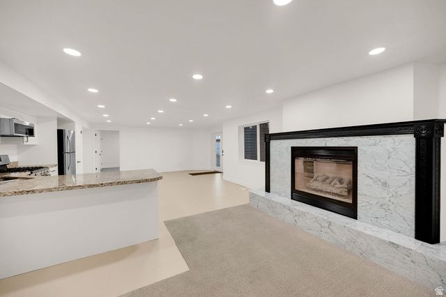 11324 S TRENT DR, South Jordan, UT 84095