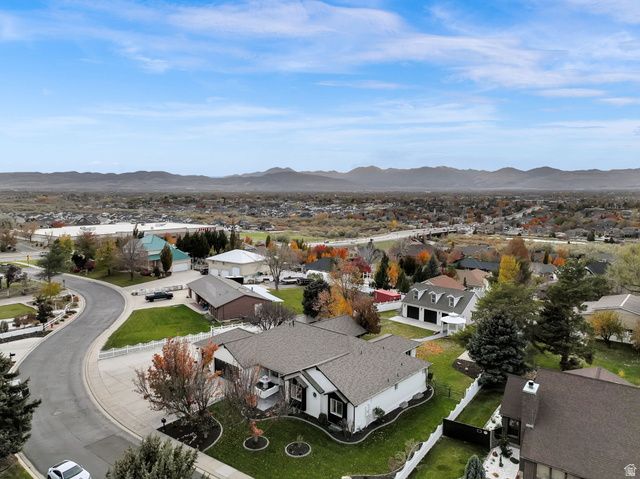 11324 S TRENT DR, South Jordan, UT 84095