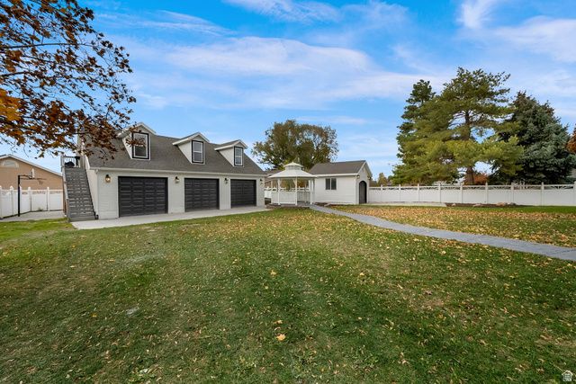 11324 S TRENT DR, South Jordan, UT 84095