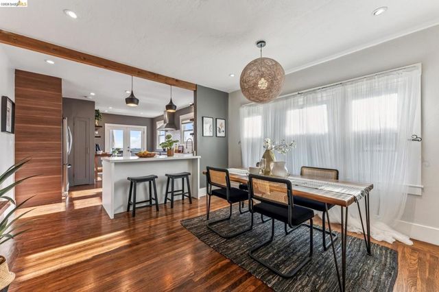 2832 2832 Monticello Ave, Oakland, CA 94619