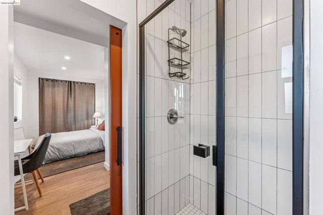 2832 2832 Monticello Ave, Oakland, CA 94619