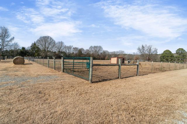 659 Wagon Train Road, Beebe, AR 72012