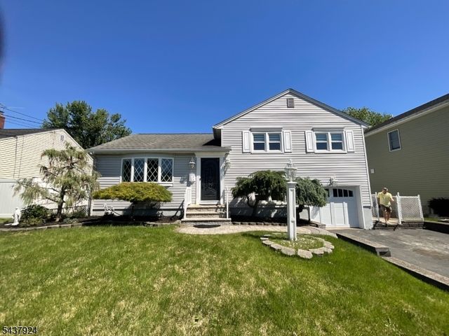 15 Cutler Pl, Clark Twp., NJ 07066