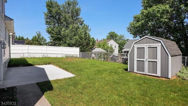 15 Cutler Pl, Clark Twp., NJ 07066