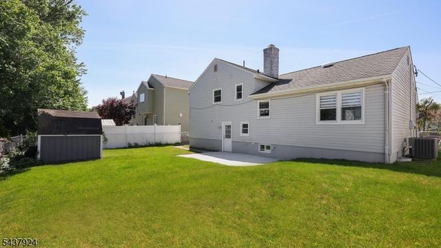 15 Cutler Pl, Clark Twp., NJ 07066