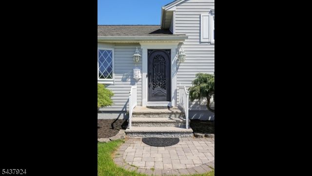 15 Cutler Pl, Clark Twp., NJ 07066