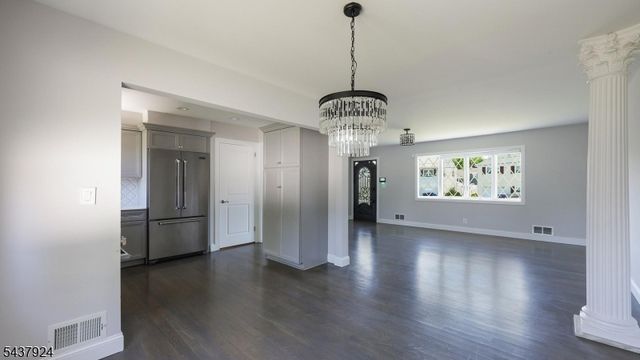 15 Cutler Pl, Clark Twp., NJ 07066