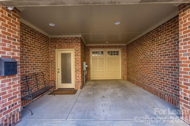 1031 Oriole Street, Charlotte, NC 28203