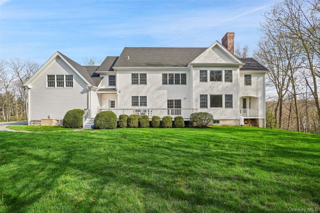 10 Samuel Dann Way, Pound Ridge, NY 10576