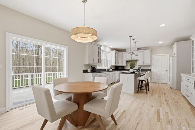 10 Samuel Dann Way, Pound Ridge, NY 10576